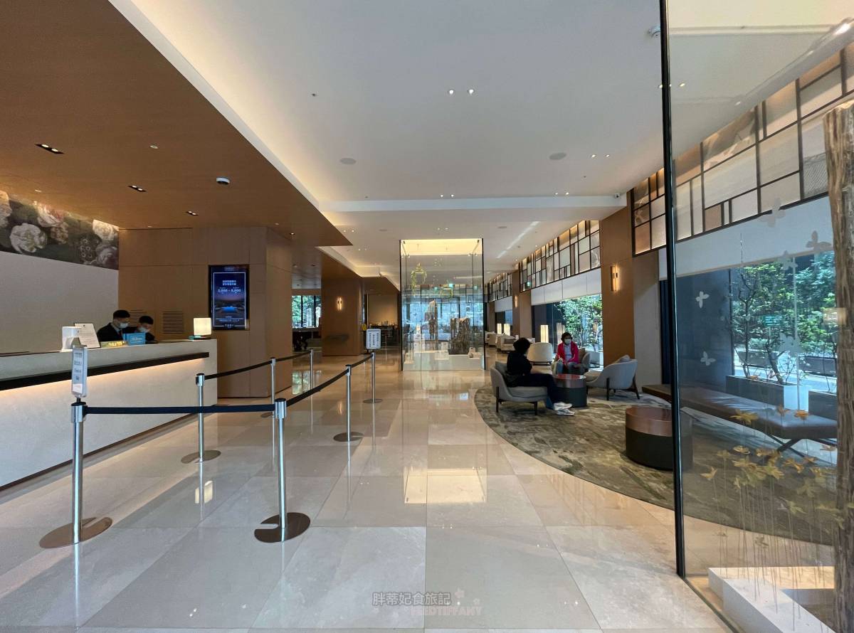 住宿| 台北中山九昱希爾頓逸林酒店 晚餐微醺semi-buffet戰斧牛排吃到飽 - 第2張圖