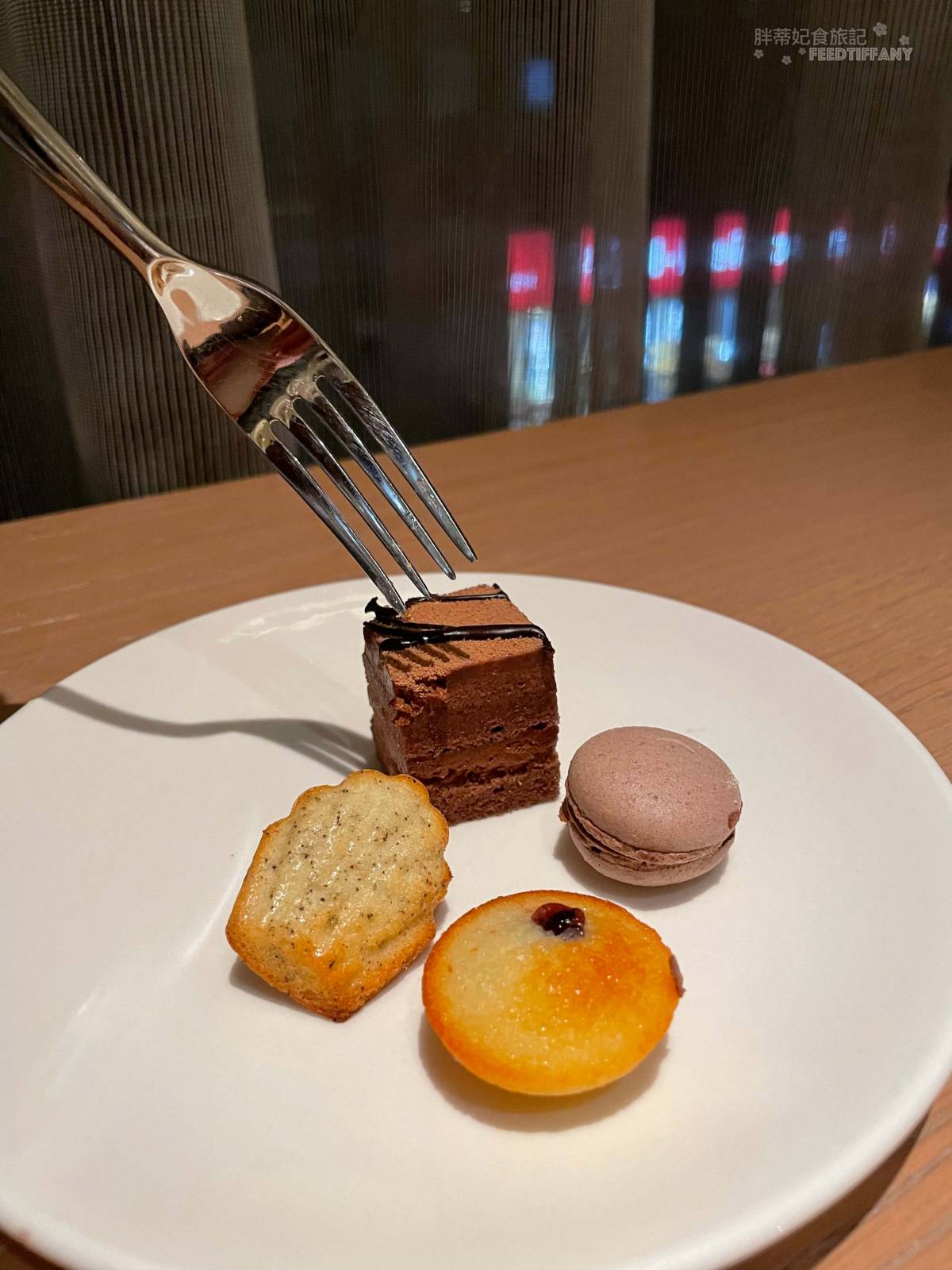 住宿| 台北中山九昱希爾頓逸林酒店 晚餐微醺semi-buffet戰斧牛排吃到飽 - 第13張圖